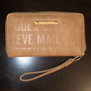 Steve Madden Embossed Wristlet